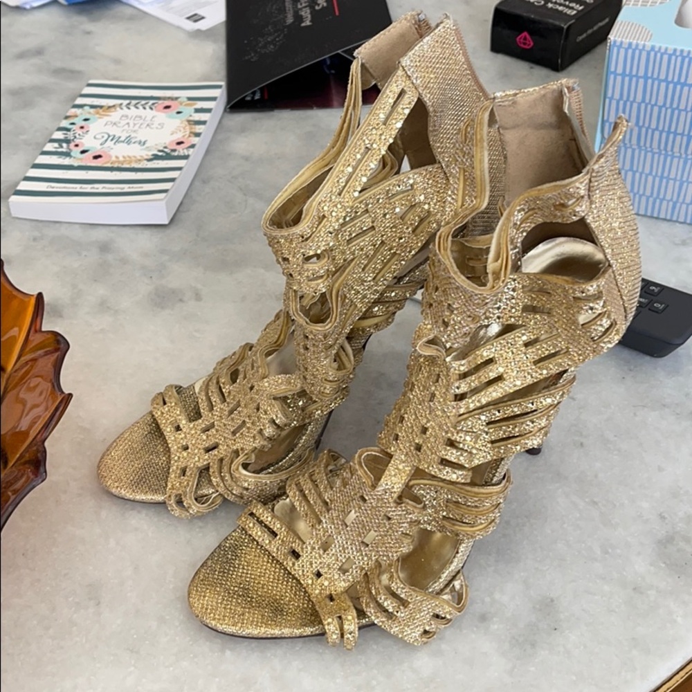 Gold glitter heels